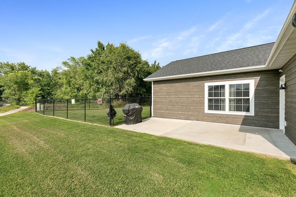 638 Pebble Creek Drive, Saint Cloud, MN 56303