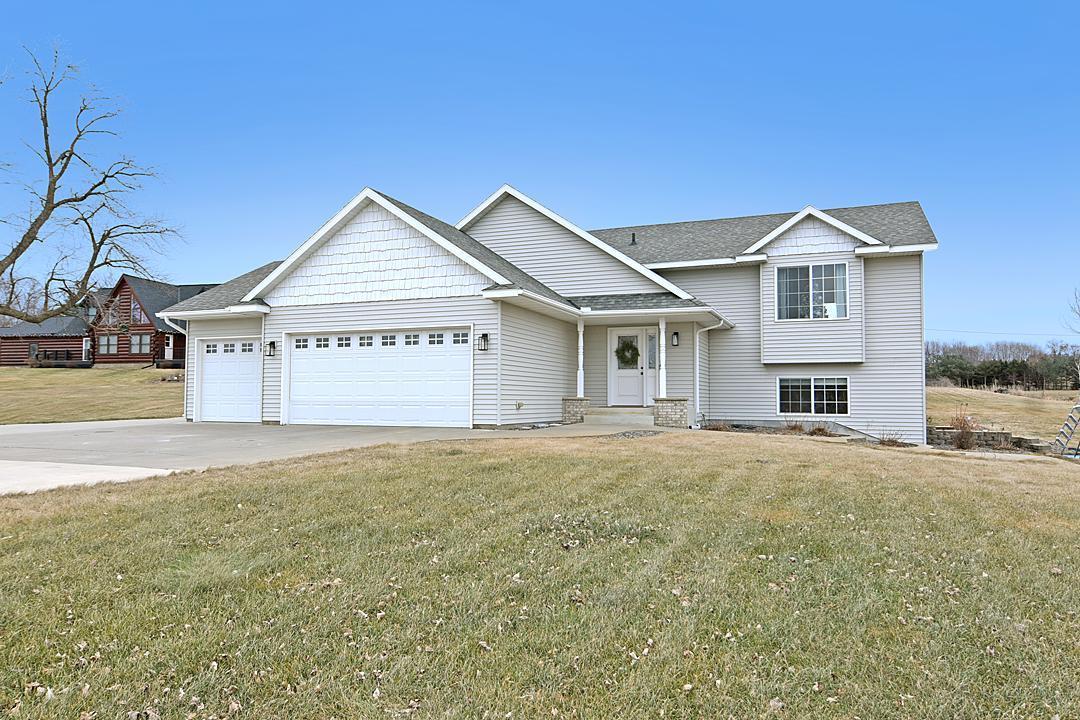 35684 219th Avenue, Albany, MN 56307