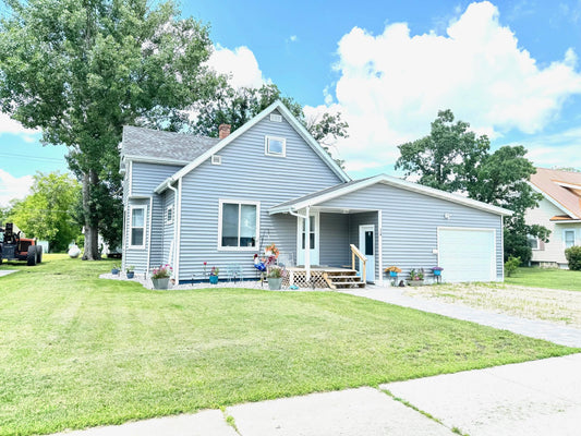 118 4th Street, Greenbush, MN 56726