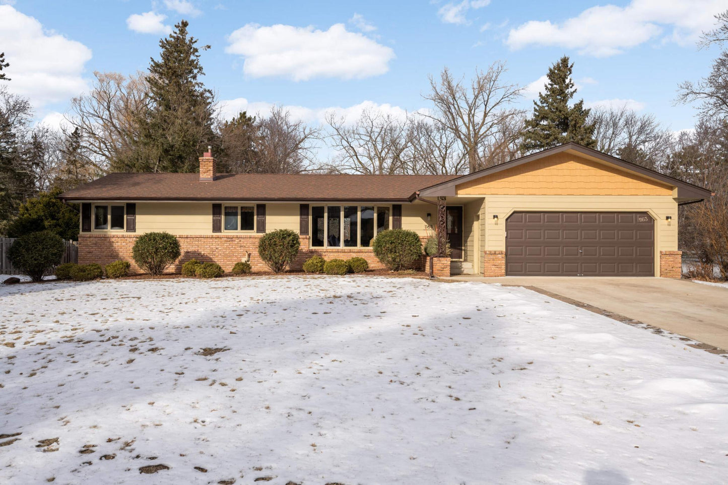 1163 Brooks Avenue, Roseville, MN 55113