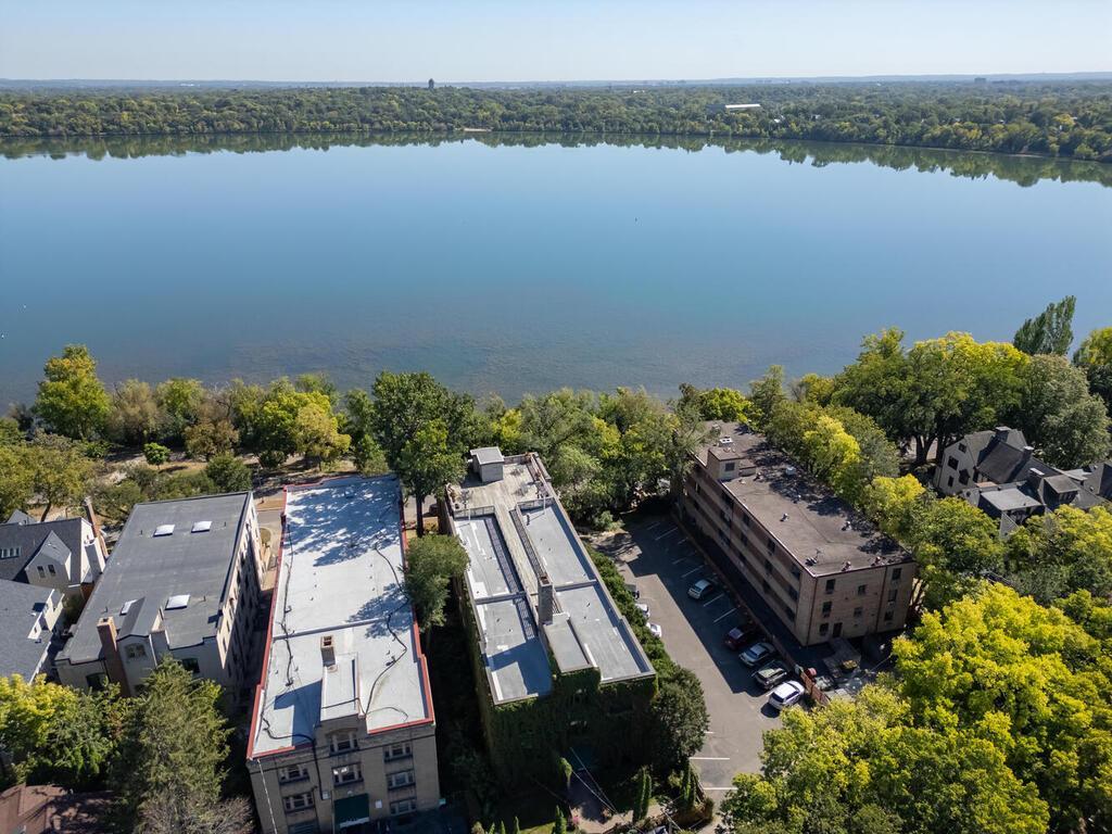 4418 Lake Harriet Parkway, Minneapolis, MN 55410