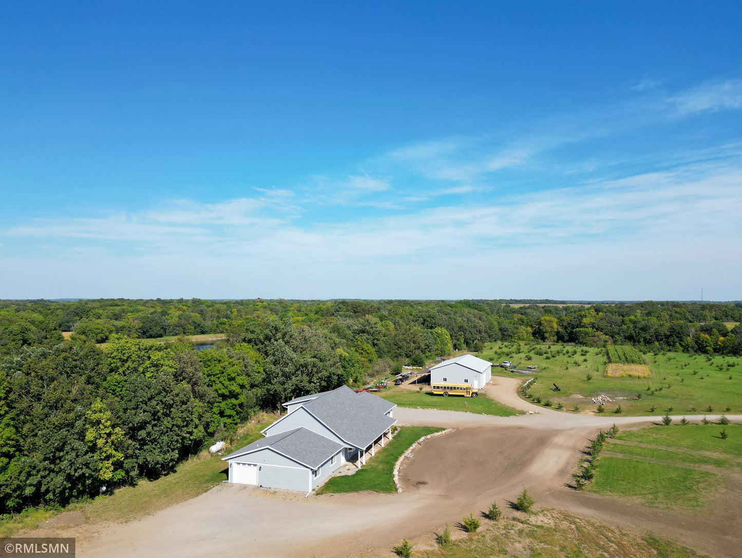 13796 State Highway 55 , Annandale, MN 55302