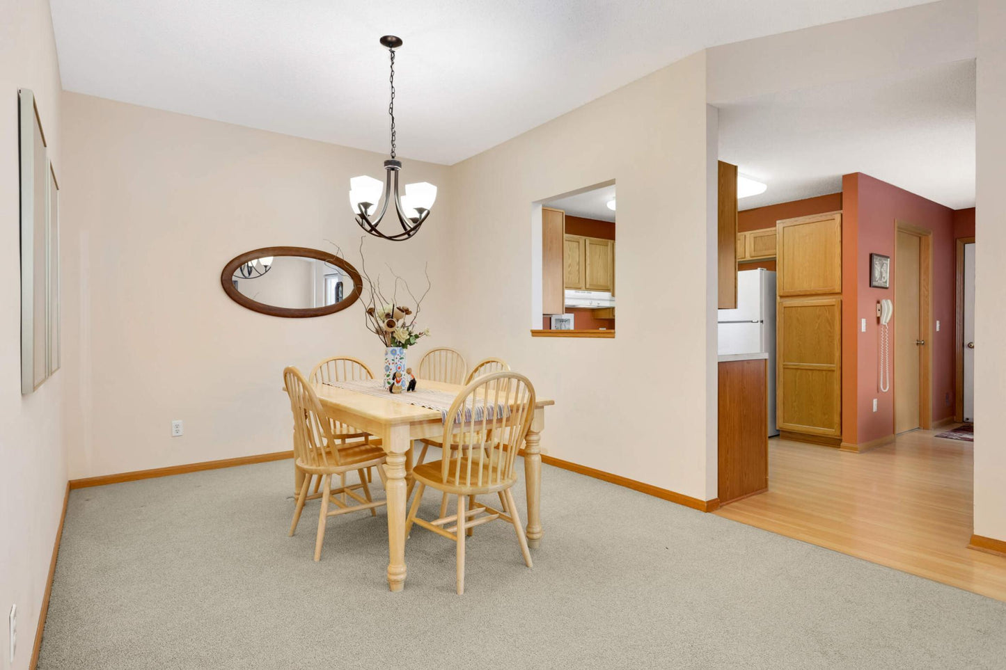 8866 Peep Oday , Eden Prairie, MN 55347