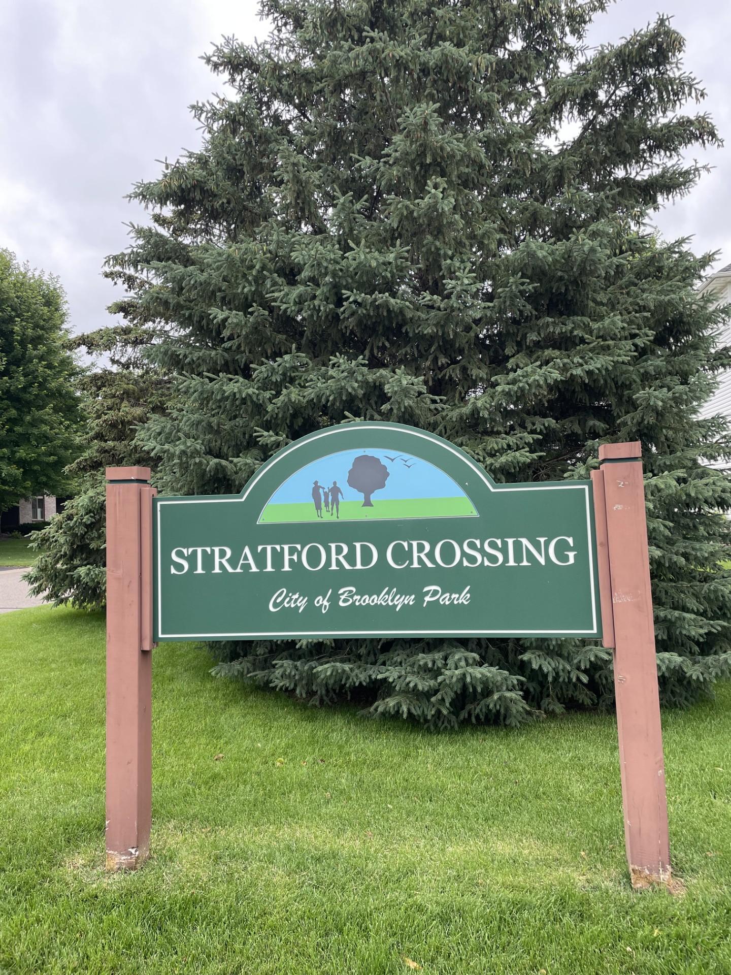 8707 Stratford Crossing, Brooklyn Park, MN 55443