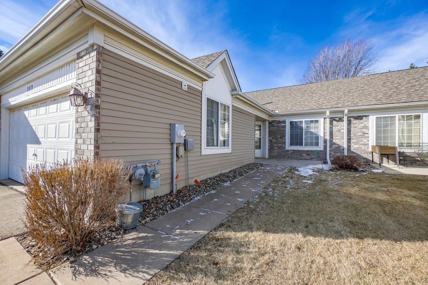 1818 Stone Meadow Boulevard, Shakopee, MN 55379