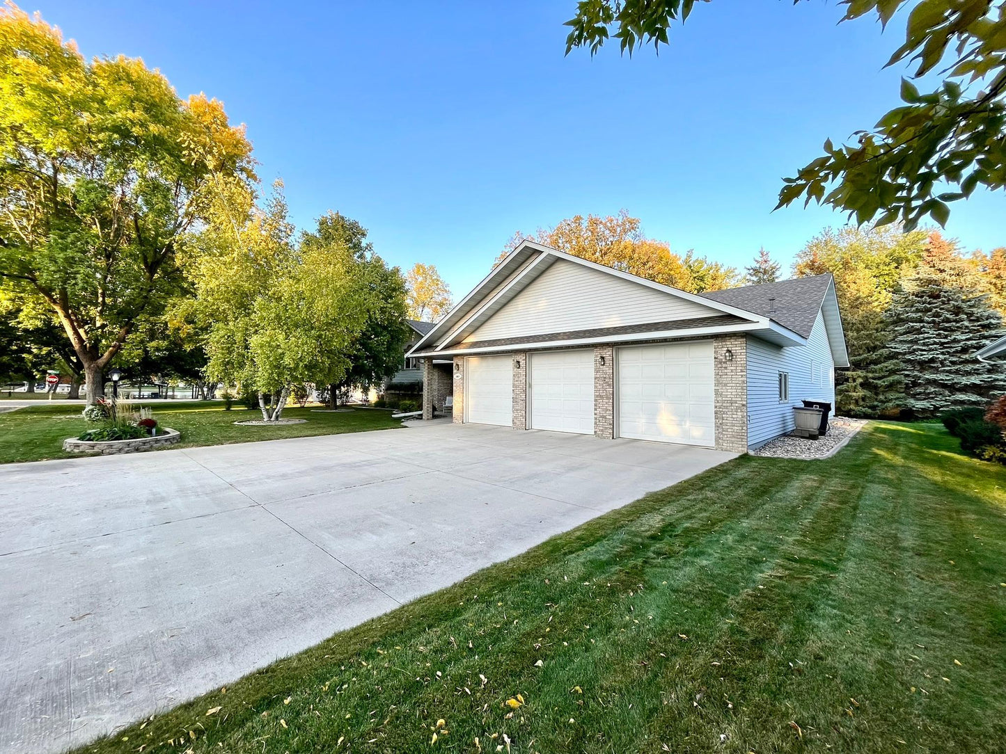 1007 Maple Street, Alexandria, MN 56308