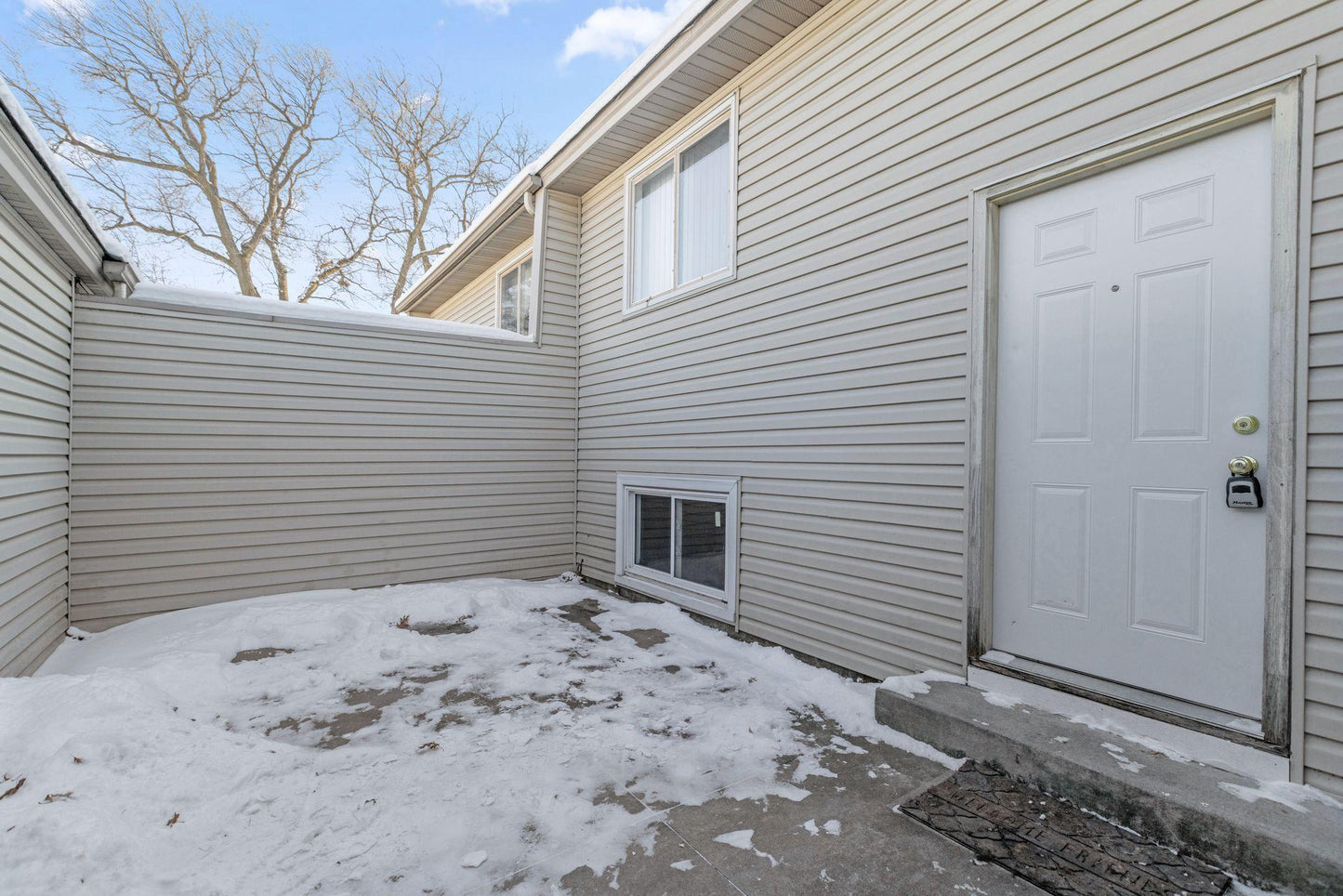 12166 Drake Street, Coon Rapids, MN 55448