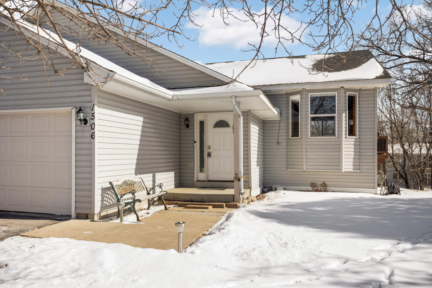 1506 Pond View Court, Cologne, MN 55322