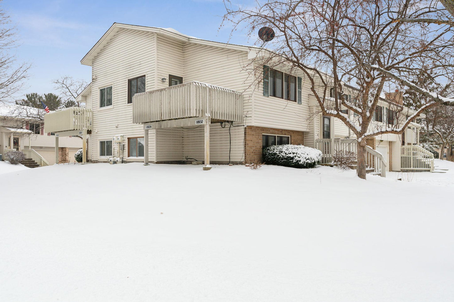 11828 Vintage Street, Coon Rapids, MN 55433